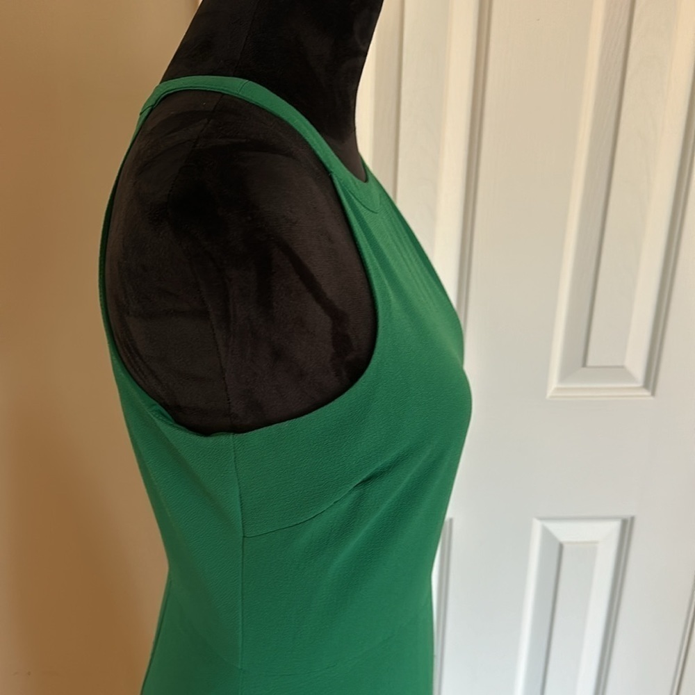 Kensie halter tank dress with pleated hem. Size 2. Kelly green - Picture 7 of 11